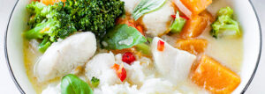 Curry z kurczakiem, dynią i brokułami