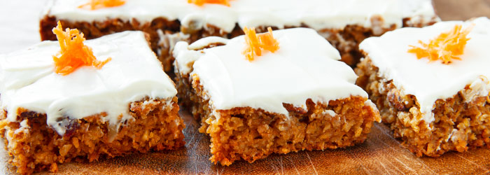 Owsiany placek marchewkowy – FIT