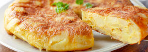 Tortilla de patatas – hiszpańska tortilla z ziemniakami