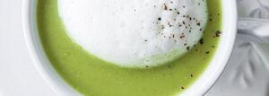 Cappuccino szparagowe z mleczną pianką