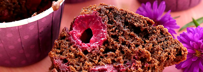 Czekoladowe muffinki z wiśniami
