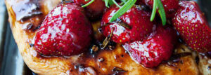 Grillowany kurczak z truskawkami i sosem balsamicznym