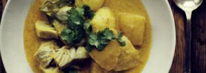 Indyjskie curry z mango z ziemniakami i dorszem