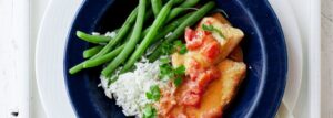 Kurczak w sosie curry z pomidorami