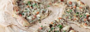Lahmacun – cieniutka pizza turecka