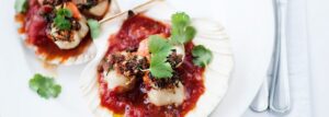 Małże Św. Jakuba w pomidorach