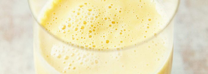 Mango lassi