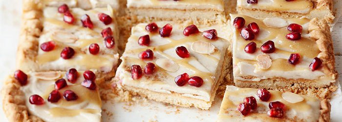 Mazurek tahini z granatem