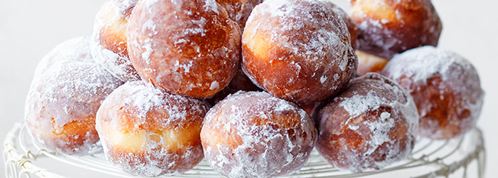 Mini pączki – delikatne i puszyste