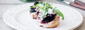Mini “tarte tatin” z pieczonymi buraczkami