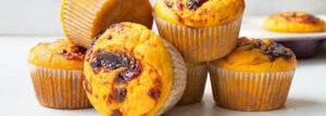 Muffinki dyniowo-pomarańczowe z musem śliwkowym