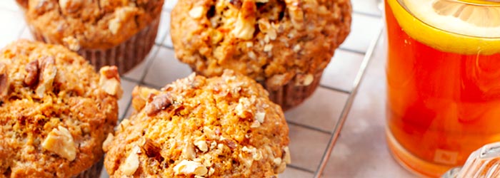 Muffiny marchewkowe z orzechami