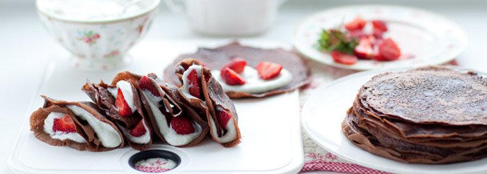 Chocolate Pancakes with Strawberries