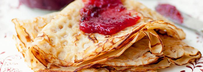 Coconut pancakes with rice flour and coconut milk