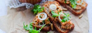 Pasta z ciecierzycy i czerwonej soczewicy