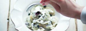 Pierogi z jagodami