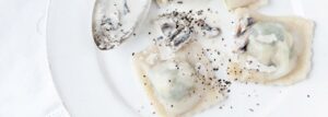 Pierogi z kurczakiem i szpinakiem