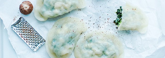 Pierogi z kurczakiem, szpinakiem i serem feta