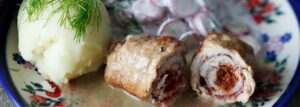 Roladki schabowe nadziewane suszonymi pomidorami