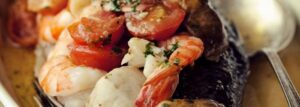 Ryba pieczona z pomidorkami koktajlowymi