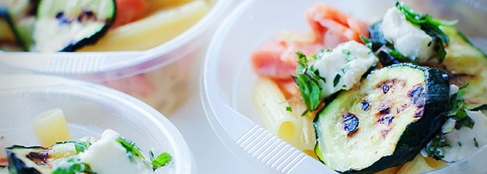 Pasta salad with grilled zucchini and smoked salmon