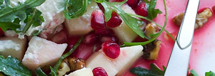 Pear, pomegranate and ricotta salad