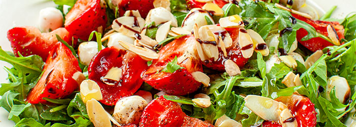 Salad with Strawberries and Mini Mozzarella