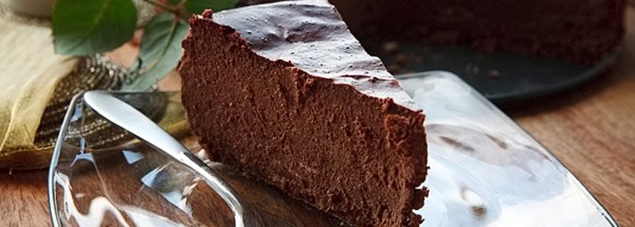 Sernik czekoladowy z nutą cynamonu