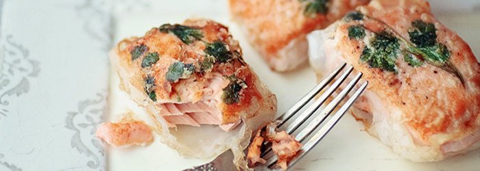 Spring rolls z łososia