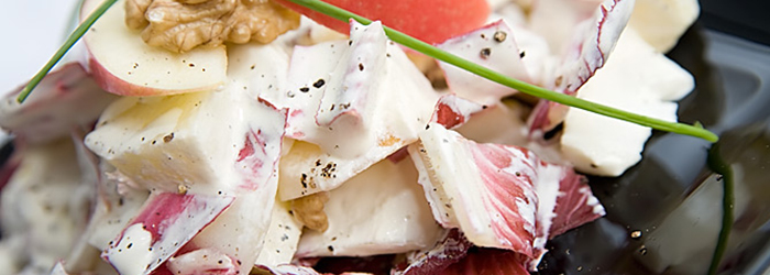 Salad with chicory and apple