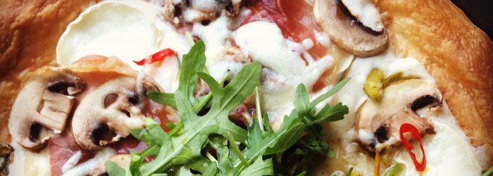 Tarta à la pizza na cieście francuskim