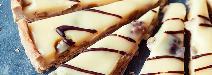 Tarta kajmakowa z orzechami włoskimi