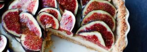 Tarta z figami z kremem budyniowym