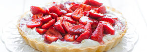 Tarta z truskawkami i kremem mascarpone