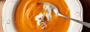 Pumpkin soup with apples and walnuts