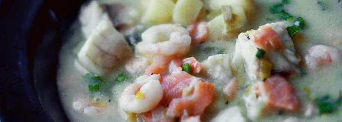 Leek and potato soup with smoked salmon and Atlantic shrimp